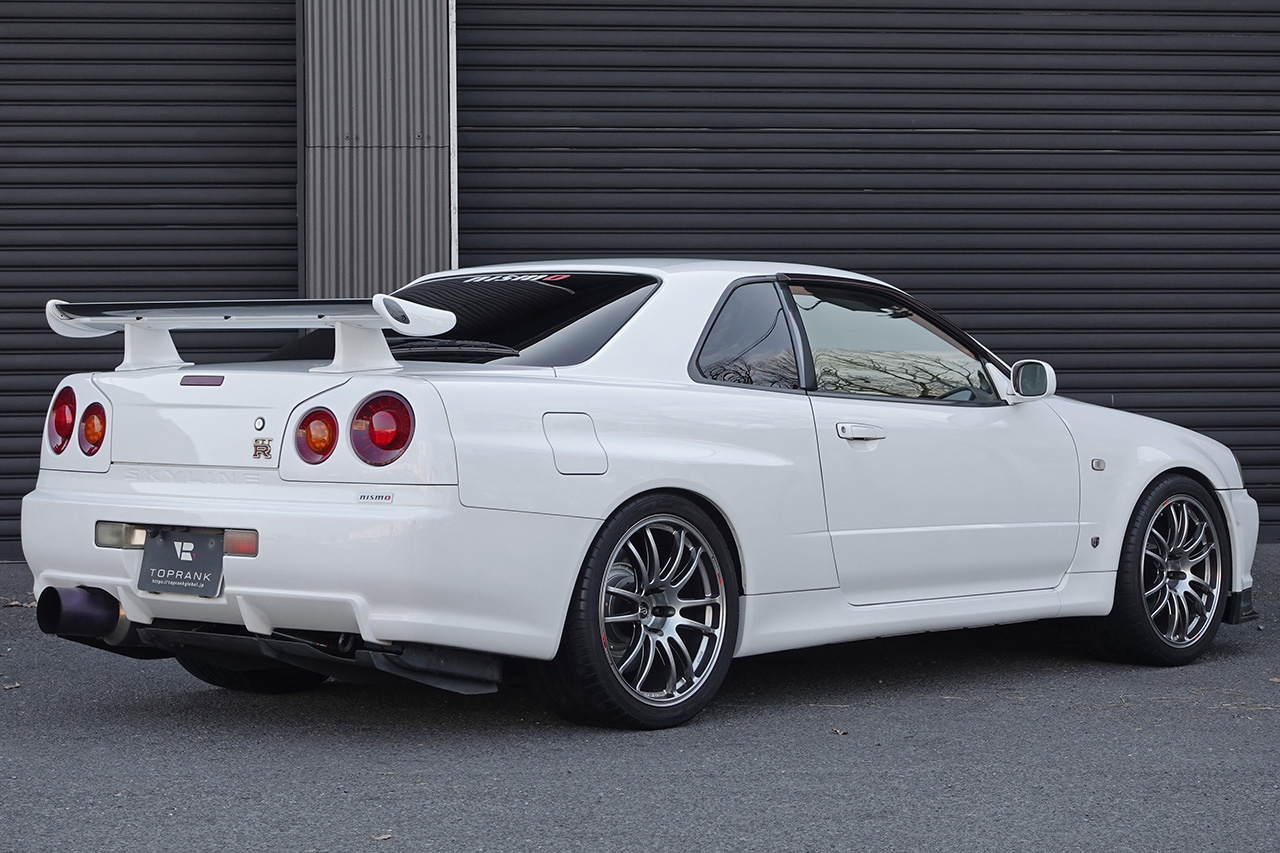 日産 スカイラインGT-R 