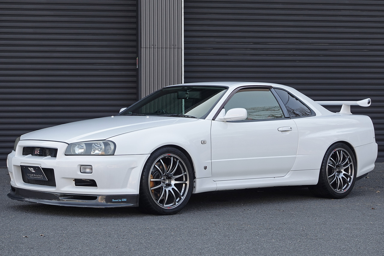 日産 スカイラインGT-R 