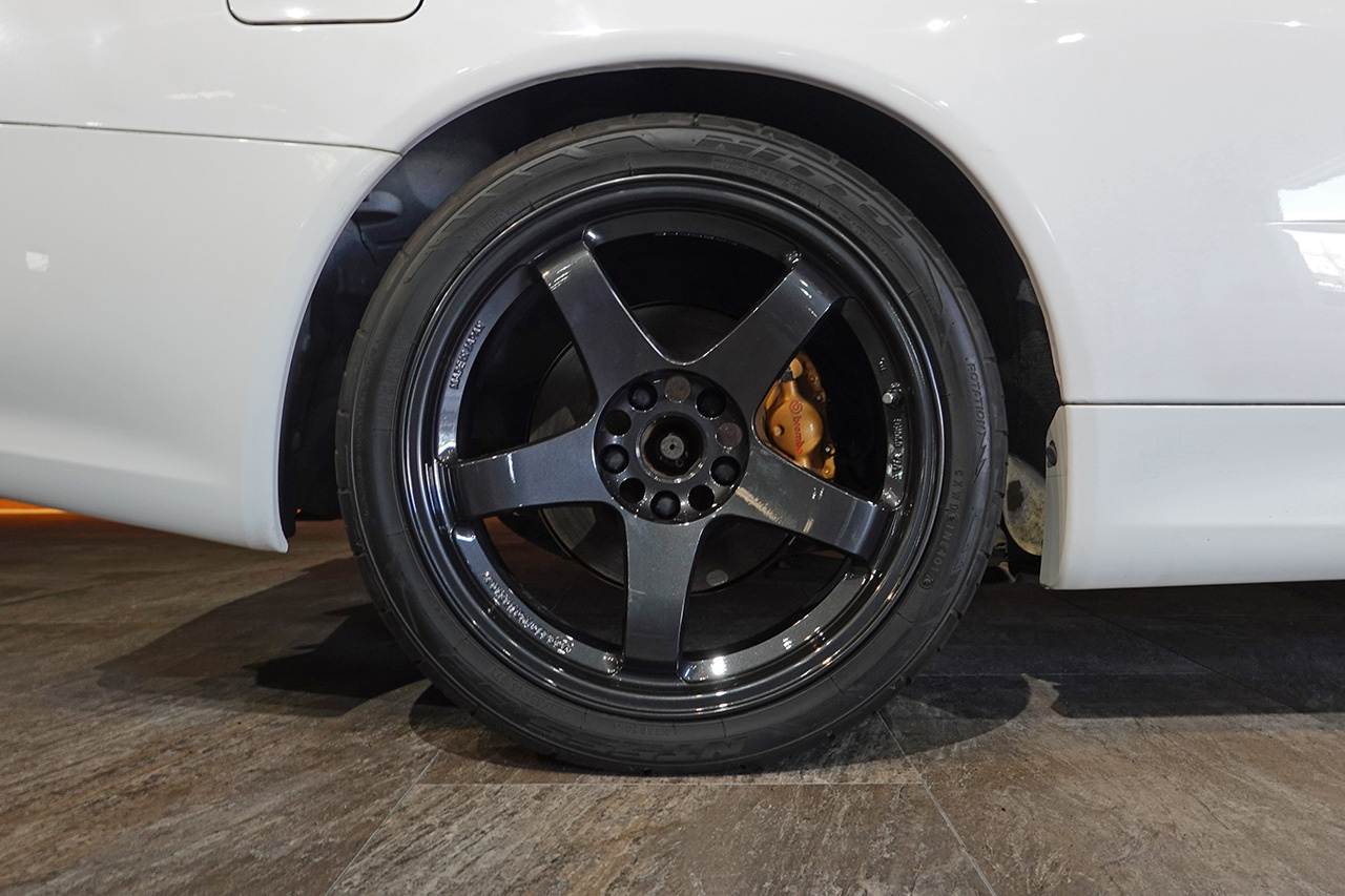 日産 スカイラインGT-R 