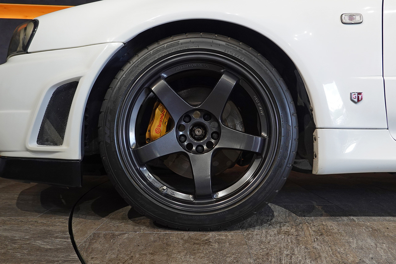 日産 スカイラインGT-R 
