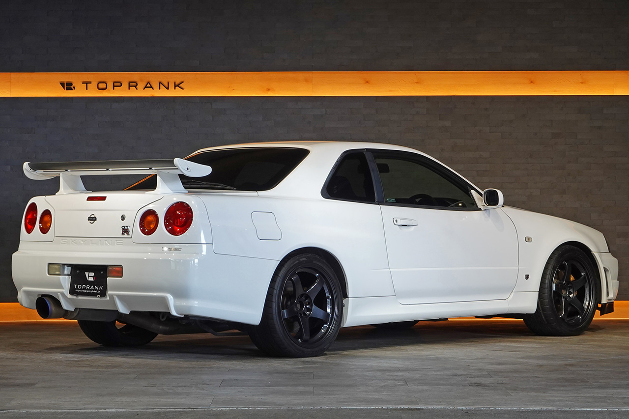 日産 スカイラインGT-R 