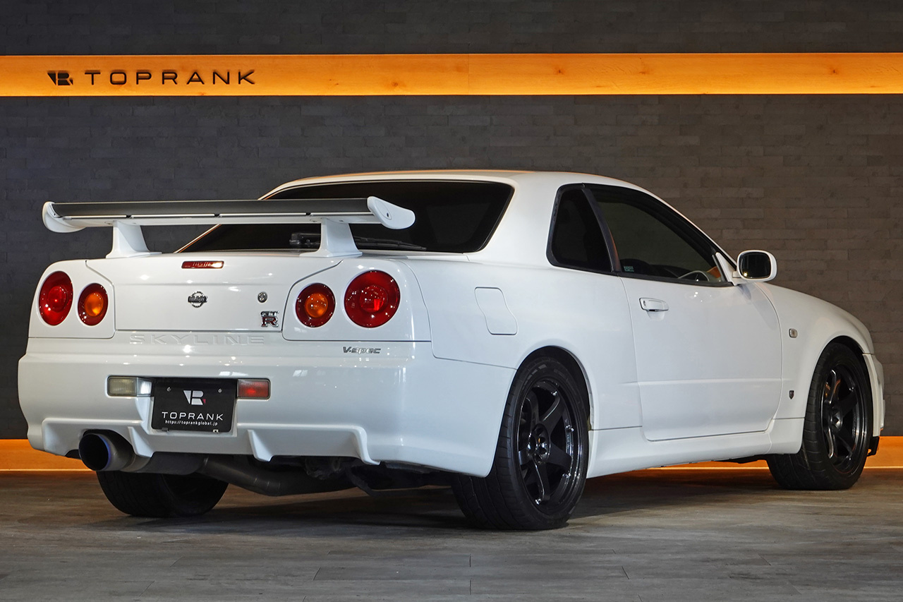 日産 スカイラインGT-R 