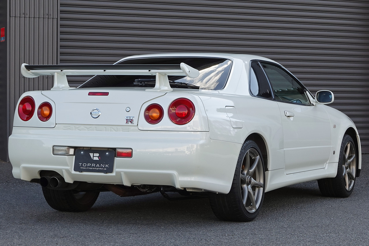 日産 スカイラインGT-R GT-R