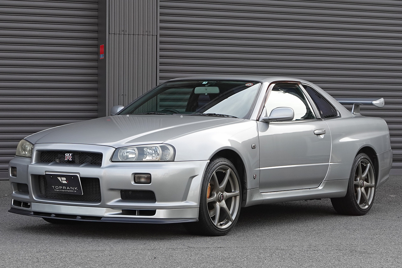 日産 スカイラインGT-R 