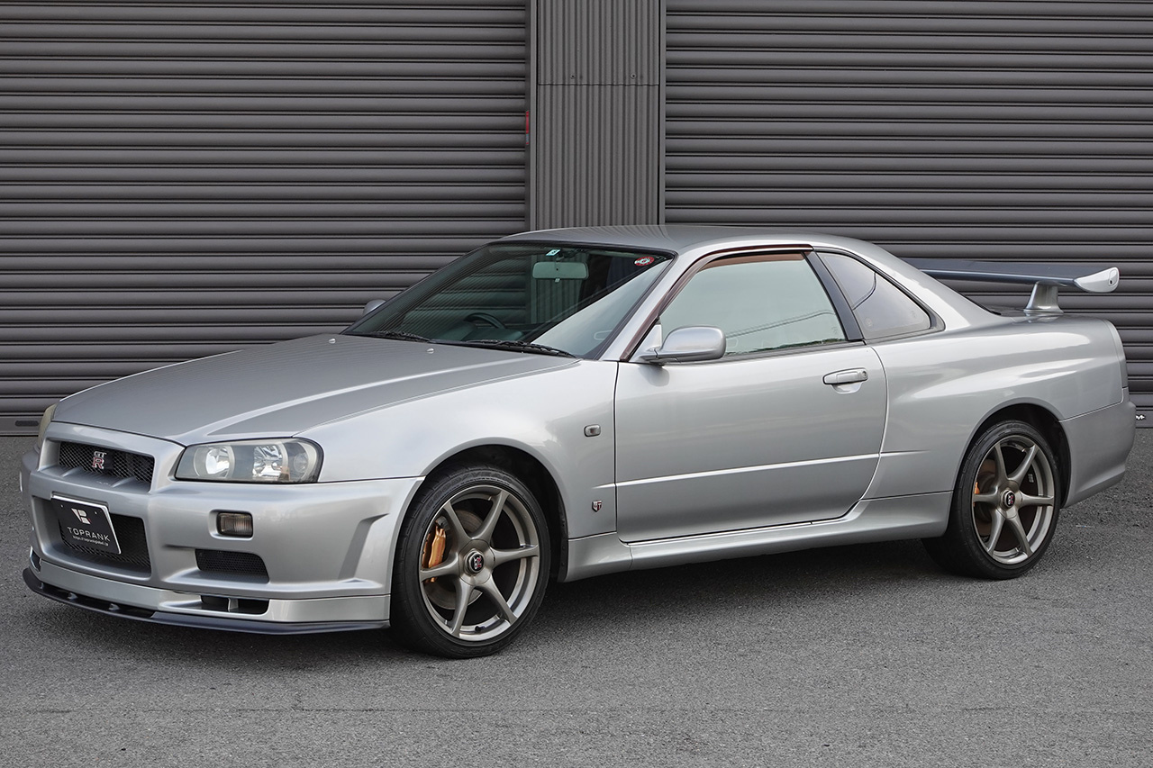 日産 スカイラインGT-R 