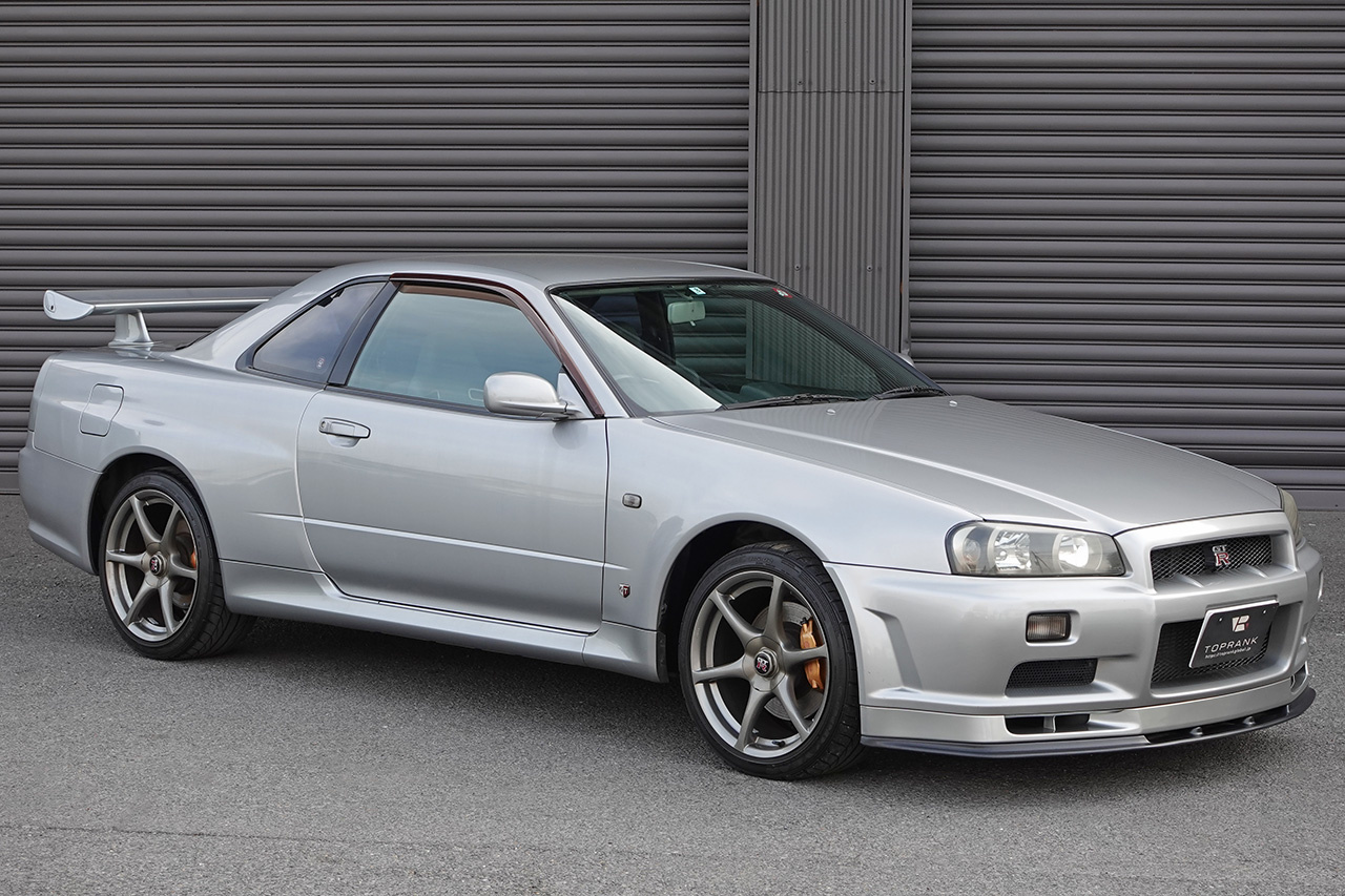 日産 スカイラインGT-R 