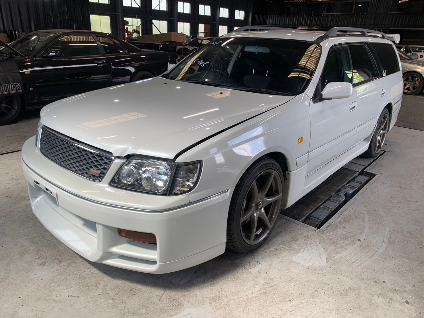 日産 ステージア オーテックバージョン　260RS