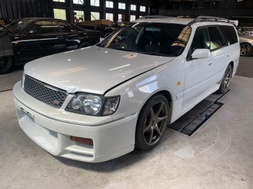 ステージア